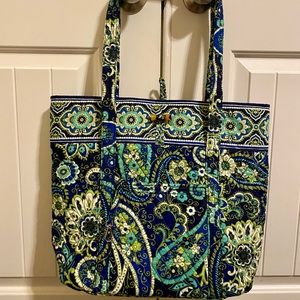 Vera Bradley Vera tote Rhythm and Blues NEW